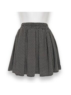 Brandy‎ Melville Floral Daisy Print Skater Skirt